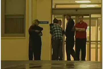 Tisuće Australaca u mraku zbog oluje