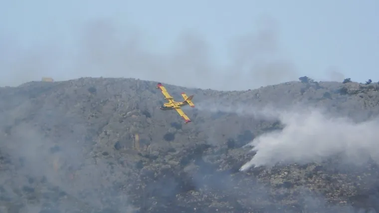 Grom izazvao požar nad Splitom