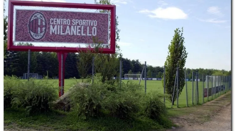 Bocama i bakljama na Milanello