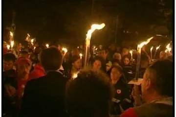 L'Aquila: Bdijenje za žrtve potresa