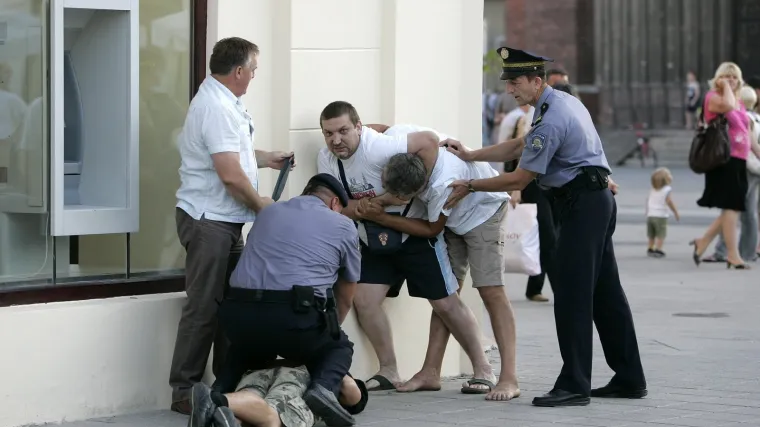 Divljali na otvorenju streljačkog prvenstva