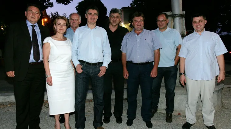 Opet na pomolu koalicija koja ru&scaron;i HDZ?