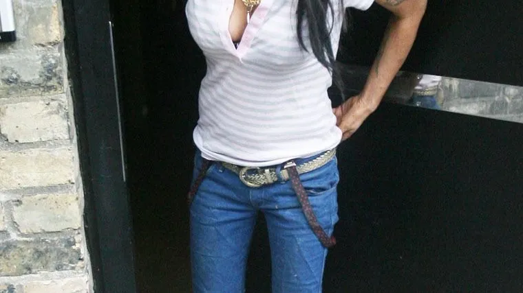 Sud oslobodio Amy Winehouse