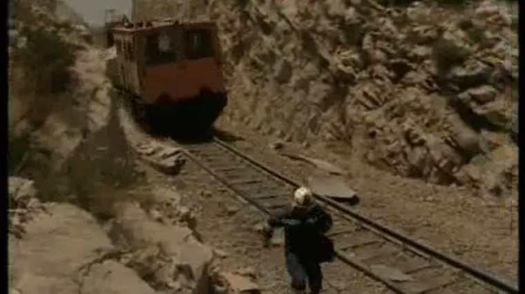 Lokomotiva skoro ubila spasioce