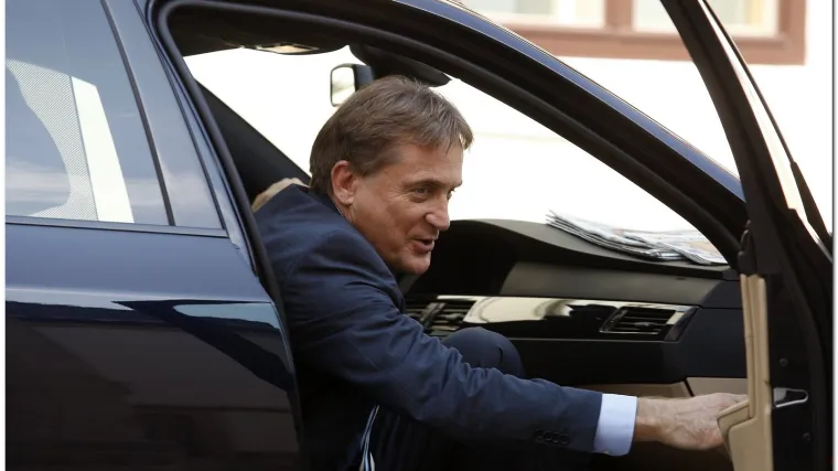 Kosorica odbila Kalmetinu ostavku