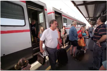 Nagibni vlak opet vozi