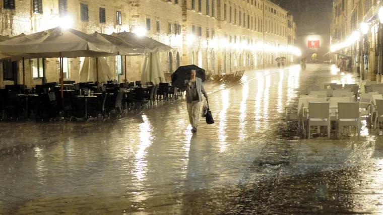 Pijavica u uvali Srebreno