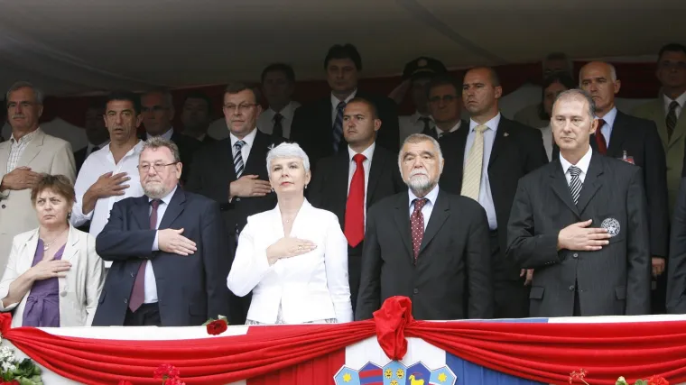 Na Sinjskoj alki izviždali Mesića