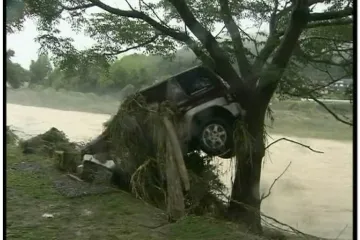 Japan iznenadio tajfun Etau