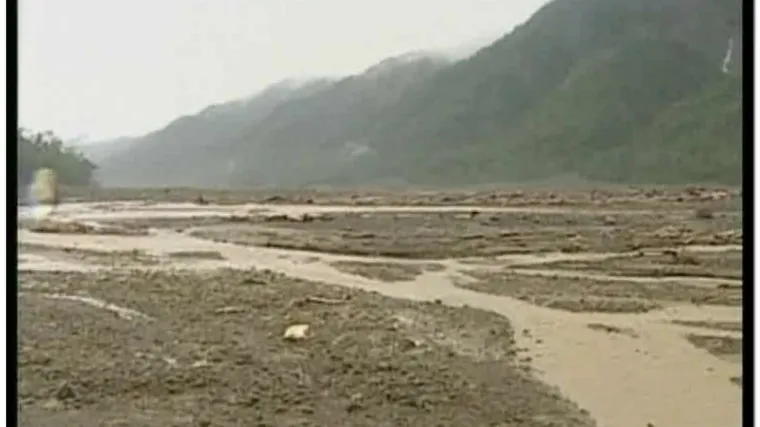 700 preživjelih u zatrpanom selu