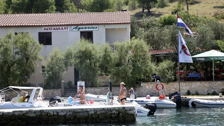 Kornati: Tražili račun, dobili batine!