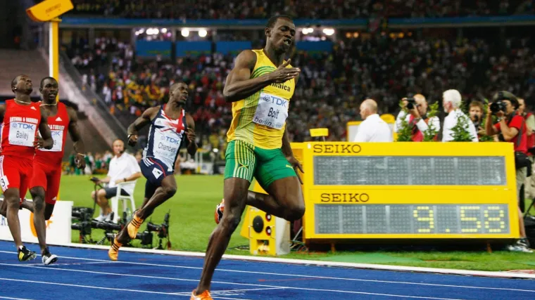 Bolt 100 m pretrčao za 9.58 sekundi!