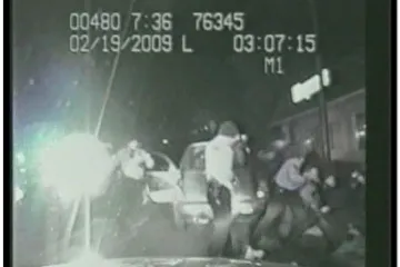 Amerikanca divljački pretukla policija