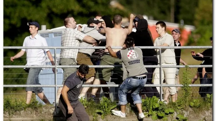 Liječnici se bore za život navijača Dinama