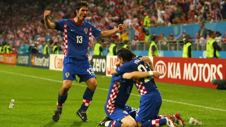 Pokrivač potpisao za Red Bull, Leko u Livornu