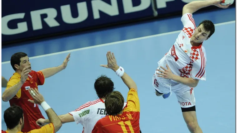 Duvnjak potpisao za HSV