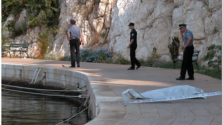 &Scaron;ibenik: Iz mora izvukli le&scaron;