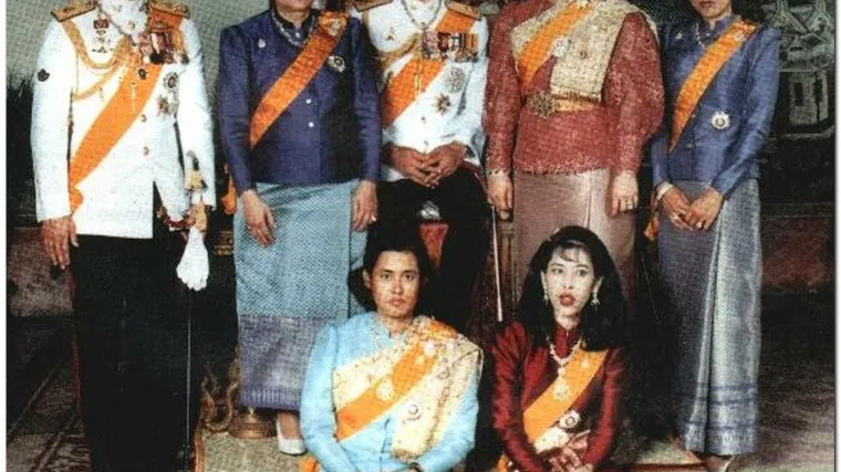 18 godina zatvora za vrijeđanje kralja