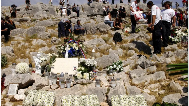 Premijerku boli koljeno pa nije do&scaron;la na Kornat