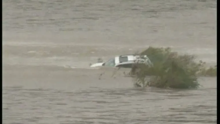 Sj. Koreja Južnoj pustila poplavu!