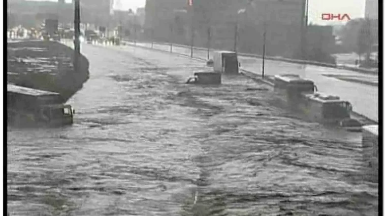 Poplava stigla do Istanbula