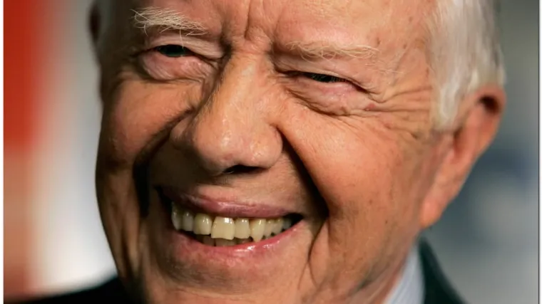 Carter: Obamu i dalje napadaju rasisti
