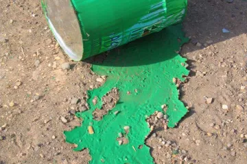 Kod Buzina curila emulzija od koje peku oči