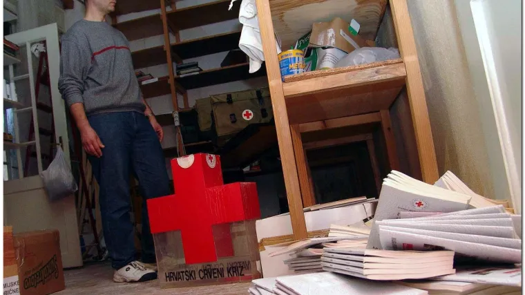 Crveni križ prikuplja pomoć za stradale u Aziji