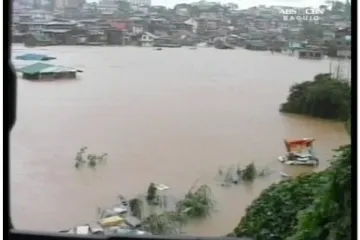 Odronjena brda zatrpala nekoliko sela