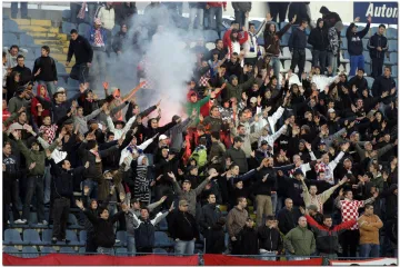 Kosor: Cenzurirati divljanje navijača!