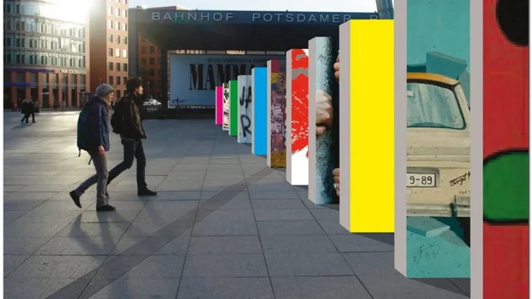 Gradi se Berlinski zid od domino ploča