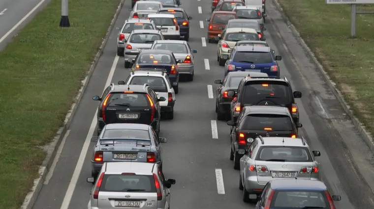 &Scaron;estero ozlijeđenih u lančanom sudaru