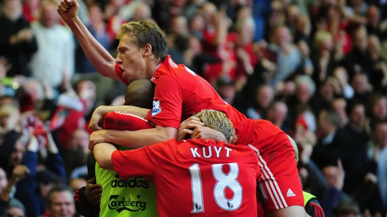 United pao na Anfieldu