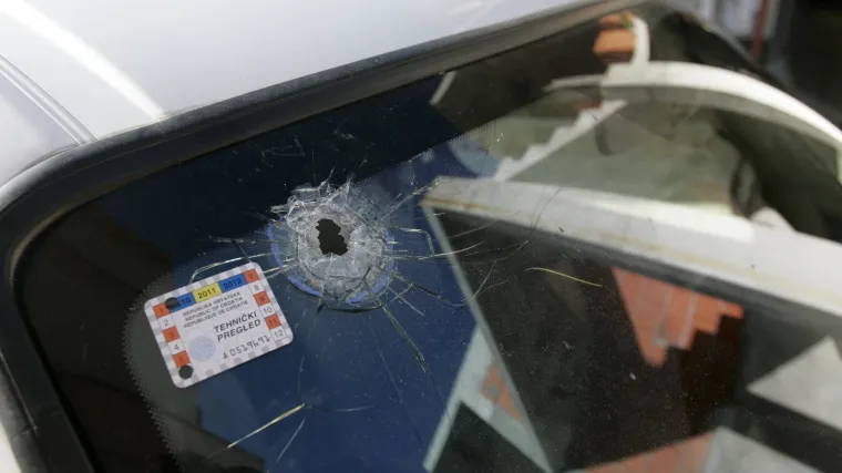 Budi&scaron;i oteo torbu punu novca