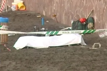 Stijene zatrpale turiste