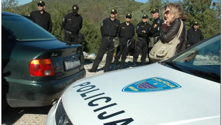 Zoljama opljačkali novac za mirovine