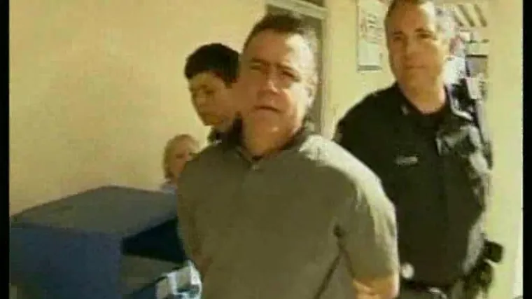 Zbog otkaza pucao u kolege?