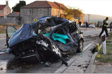 Troje poginulih u teškim nesrećama