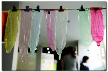 U želucu krijumčario 54 prezervativa s heroinom