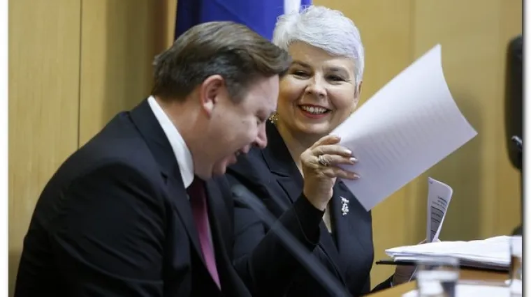 'Ministrice Matković, &scaron;to vi radite u Vladi?'