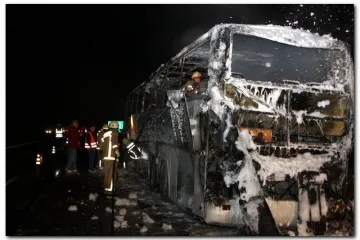 Autobus planuo na autoputu