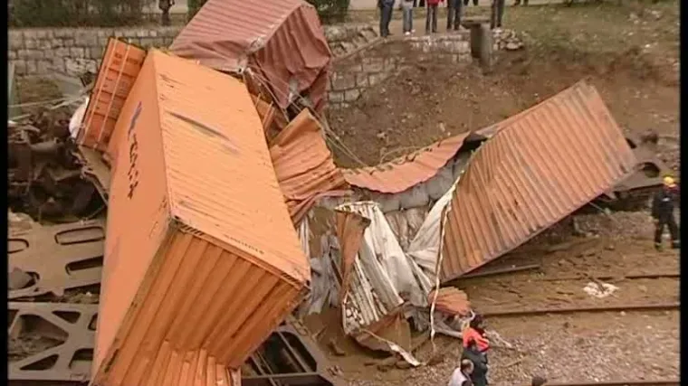 Za nesreću krivi strojovođa i prometnik