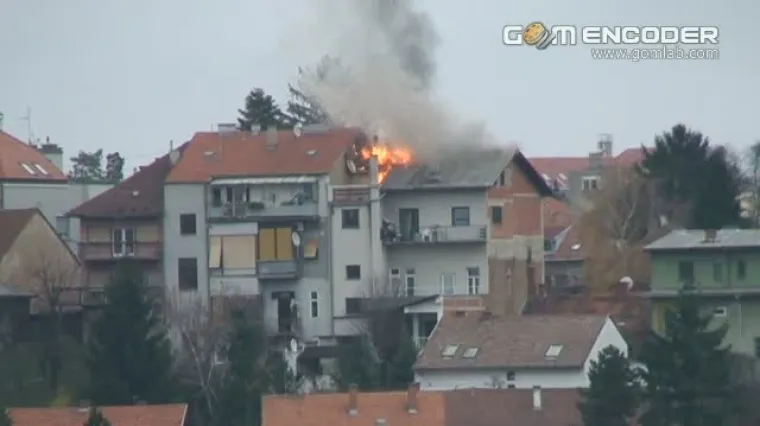 Drama na krovu kuće