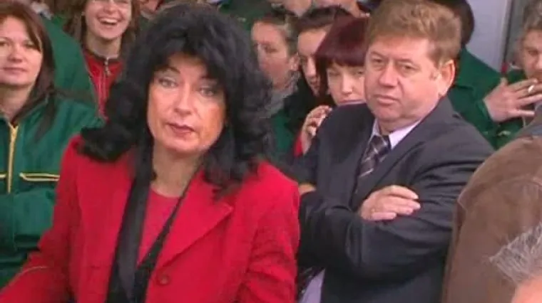 Kosor: Te&scaron;ko da Vlada može pomoći Pevecu