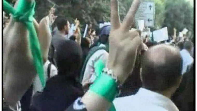 Policija opkolila sveučili&scaron;te u Teheranu