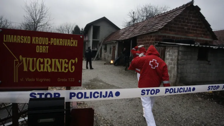 Bračni par izgorio u sinovoj radionici