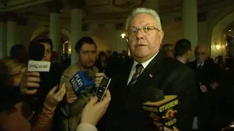 Barba Luka: Evo, krenite od mene!