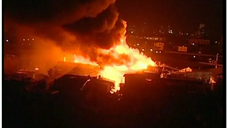 Dvije tisuće stanova izgorjelo u Manili