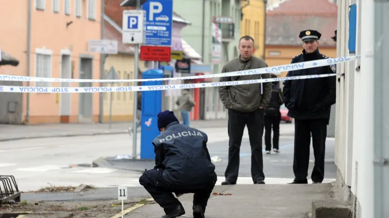 Izboden u prsa pred narodnjačkim klubom