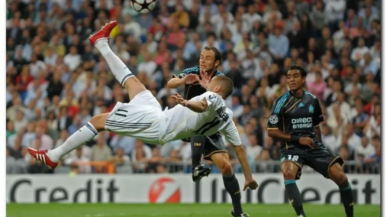 Benzema uni&scaron;tio i Lamborghini